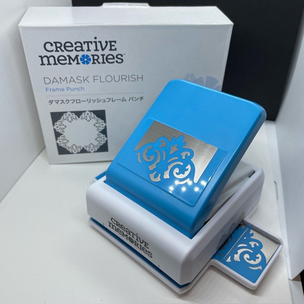 Creative Memories Damask Flourish Frame Punch